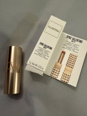 Valentino Matte vibrant longwear comfort couture in a lipstick